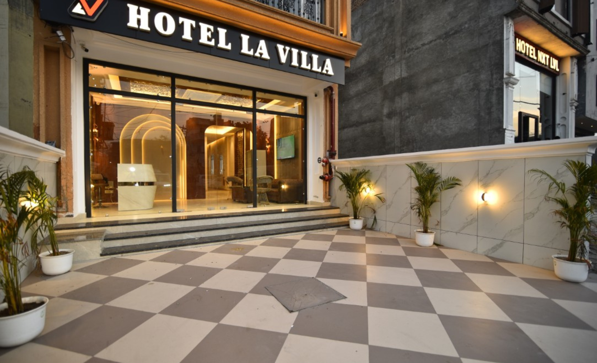 HOTEL LA VILLA